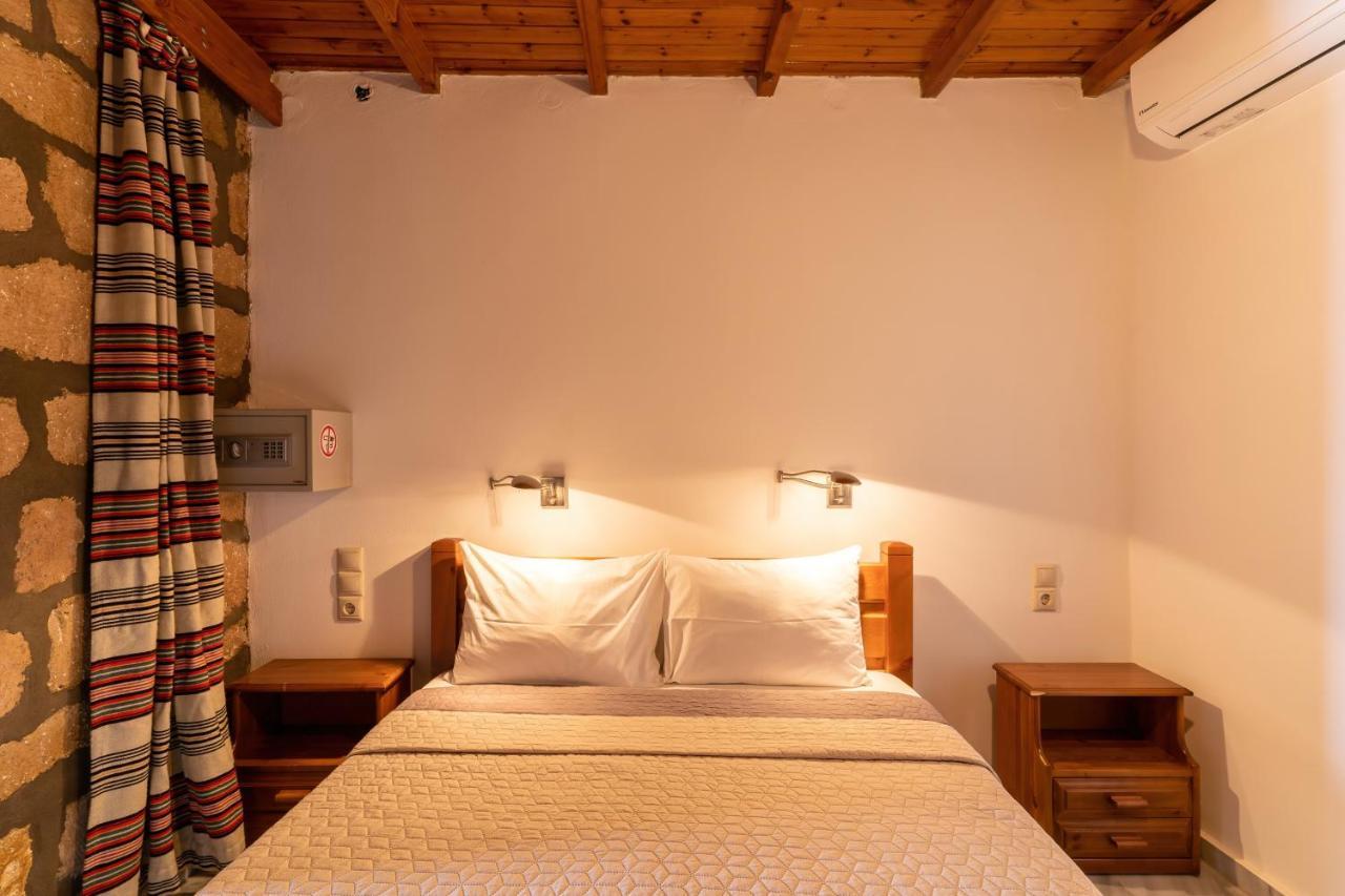 Xenia Hotel Dimos Dimos Sfakia Exteriör bild