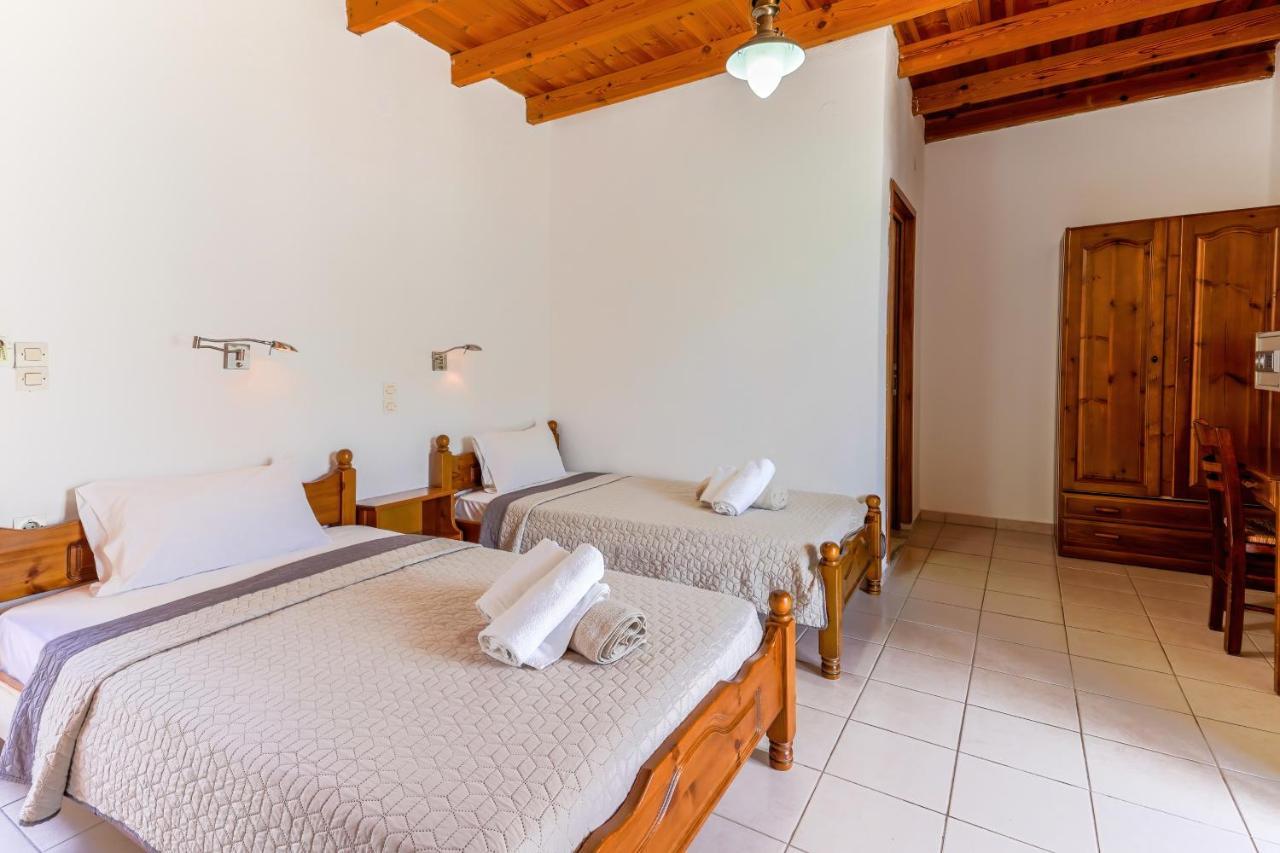Xenia Hotel Dimos Dimos Sfakia Exteriör bild