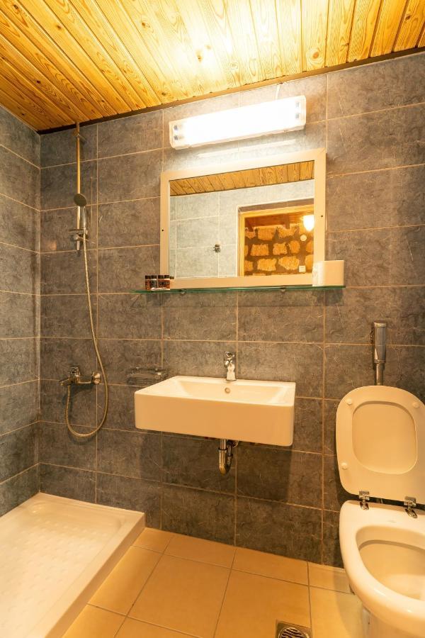Xenia Hotel Dimos Dimos Sfakia Exteriör bild